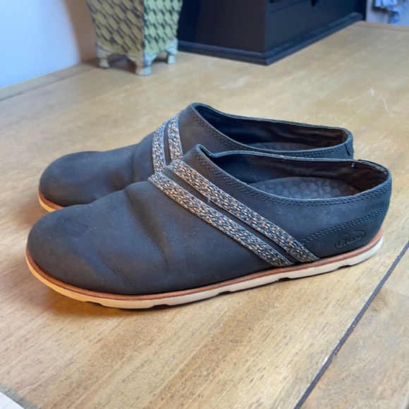 CHACO CLOGS - Picture 1 of 8